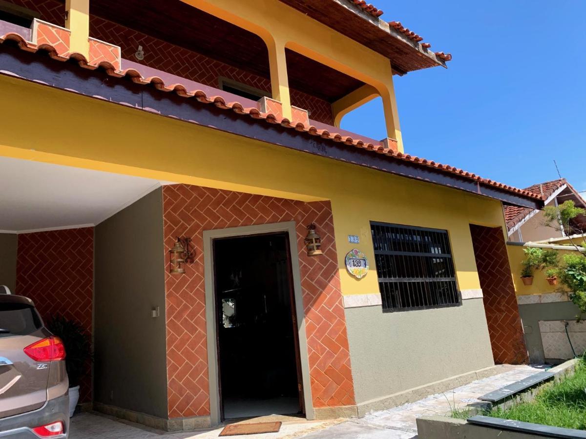 Lindo Sobrado Amarelo -Proximo A Praia Mongaguá Esterno foto