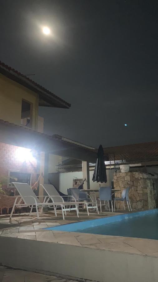 Lindo Sobrado Amarelo -Proximo A Praia Mongaguá Esterno foto